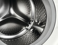 ���������-��������� ������ AEG L8WBC61SR (847x597x631) �������� 10/6 ��, 1600 ��/���