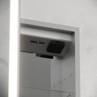Зеркальный шкаф SANCOS Evoke 600х136х700 подсветка, розетка,USB,Type-C, бесконтактное управл. SC8060