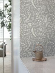 Обои виниловые на флизелине Grandeco Asperia A 58703 (0,53х10,05) листья, серые (рул.)