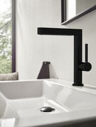 Смеситель Hansgrohe Finoris 76060670 для раковины, поворотный излив, матовый черный — изображение 2