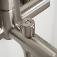 Смеситель для ванны/душа WasserKRAFT Wern 4201 настенный, короткий излив, душ. гарнитур, цвет:никель
