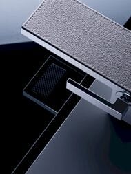 Панель 200 Axor MyEdition 47916000 кожа, серая