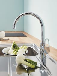 Смеситель для кухни Grohe BauFlow 207 мм, поворотный излив, однозахватный, хром 31230001
