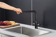 Смеситель для кухни с выдвижной лейкой и подключением фильтра для питьевой воды , FRAP черный, F4396-36