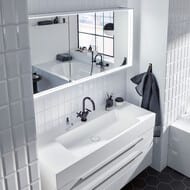 Зеркальный шкаф Burgbad Crono 1244х684х184 LED, выключатель, 2 розетки, зеркальный корпус SPHV120 — изображение 3