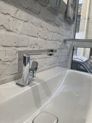 Уценка! Ideal Standard Lux TONIC II Смеситель для умывальника A6332AA однозахватный, д/к, хром