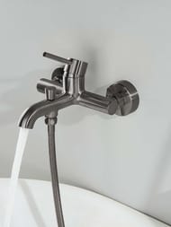 Смеситель для ванны/душа Aquatek Европа AQ1340BGM настенный, однозахв., излив 196мм, сталь оруж — миниатюра 4