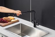 Смеситель для кухни с выдвижной лейкой и подключением фильтра для питьевой воды , FRAP черный, F4396-36