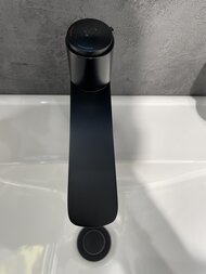Уценка! Смеситель Iddis SLIDE Push Control с кнопочным управлением, черный SLIBLBTi01 - уценка. — миниатюра 2