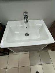 Уценка! Tумба с раковиной Roca Ronda (577х480х412) 2 ящика, сифон, бетон/белый матовый