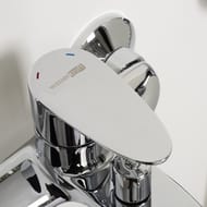 Смеситель для ванны WasserKRAFT Leine 3501 настенный, однозахв., кор. излив, душ. гарнитур, хром
