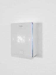 REHAU Терморегулятор HBW Nea Smart 2.0 RAUTHERM S белый,  13280041003