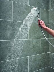 Душевой набор Grohe Tempesta Cosmopolitan 27588002 100 лейка 3 режима, 9,5л/мин,держатель, шланг — миниатюра 3