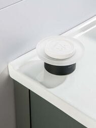 Мыльница Aquatek Лира AQ4426MB настольная, стекло матовое, латунь, цвет: черный матовый