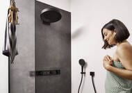 Верхний душ Hansgrohe Rainfinity 360мм 3jet с настенным держателем, черный матовый 26234670