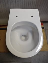 Уценка! Унитаз напольный Villeroy & Boch Subway 2.0 370х560х400 безободковый с сиденьем-микролифт - уценка. — изображение 6