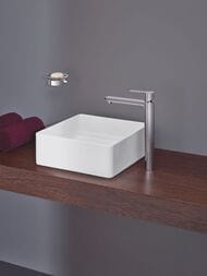 Смеситель Grohe Lineare New 23405001 для умывальника однорычажный, для свободностоящих раковин, хром