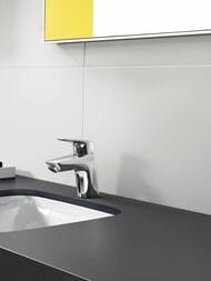 Смеситель Hansgrohe Logis 71077000 для умывальника, низкий фикс. излив, сливной клапан PushOpen — миниатюра 2