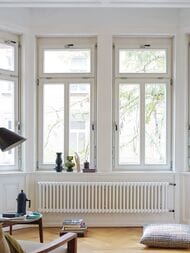 Радиатор Zehnder Charleston 3045 трехтрубчатый ВГ:450х100, межценр. 384, боковое подкл. 3/4", 59 Вт