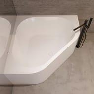 Акриловая ванна ABBER AB9507-1.3 белая — миниатюра 1