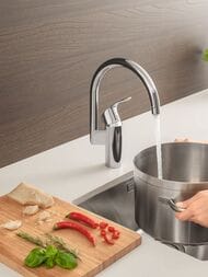 Смеситель Grohe EuroStyle Cosmopolitan 30221002 для кухни однорычажный, высокий излив, хром