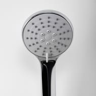 Смеситель для ванны WasserKRAFT Main 4101 однозахватный, короткий излив, душ. гарнитур, цвет: хром