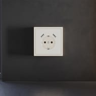Накладка для розетки с/з и защитными шторками, с USB A+A Voltum S70 VLS000913, хлопок