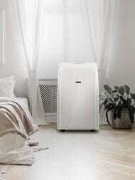 ��������� ����������� Zanussi ZACM-09 NY/N1 White, �� 22 �2