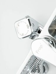Душевая система с поворотным изливом, лейкой и верхним душем с крючками , FRAP хром, F24002