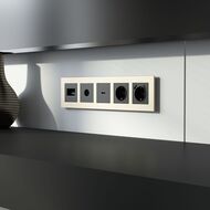 Рамка на 5 постов Werkel AluMax W0053511, шампунь