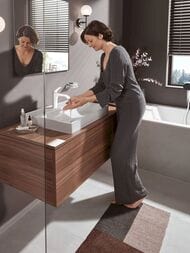 Смеситель Hansgrohe Vivenis 75020700 для раковины, однорычажный, 110, сливной гарнитур, мат.белый — изображение 2