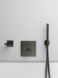 Держатель Ideal Standard IDEALRAIN настенный для лейки с подводом на воду резьба 1/2, серый BC771A5 — изображение 2