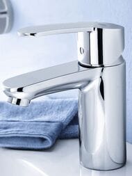 Смеситель Grohe EuroStyle Cosmopolitan 3246820E для умывальника однорычажный, гладкий корпус, хром