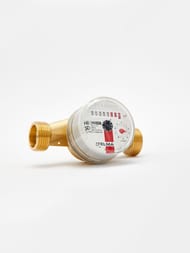 Счетчик Itelma для горячей воды DN20 L=130, 2,5 м3/ч, без штуцеров, WFW20.E130-0-R-L-0-IP54