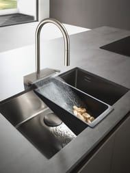 ��������� Hansgrohe Aquno Select M81 ��� ����� 250 ��������� �����, 2jet, sBox, ���� 73830000