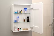 Зеркало-шкаф Континент ELLIOTT 550х800 с подсветкой, розеткой и сенсорным выключателем, левый
