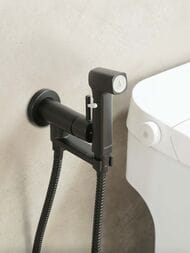 Набор с гигиеническим душем Aquatek Ника AQ1819MB встраиваемый, 1 отв., однозахватный, черный мат
