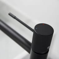 Смеситель для раковины Vincea Дизаер (Desire) VBF-1D2MB однорычажный, черный