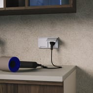 Накладка для розетки с/з, защитными шторками и крышкой Voltum S70 VLS000816, серый