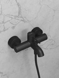 Настенный смеситель для ванны VitrA Minimax Round A4354836EXP однорычажный матовый черный латунь