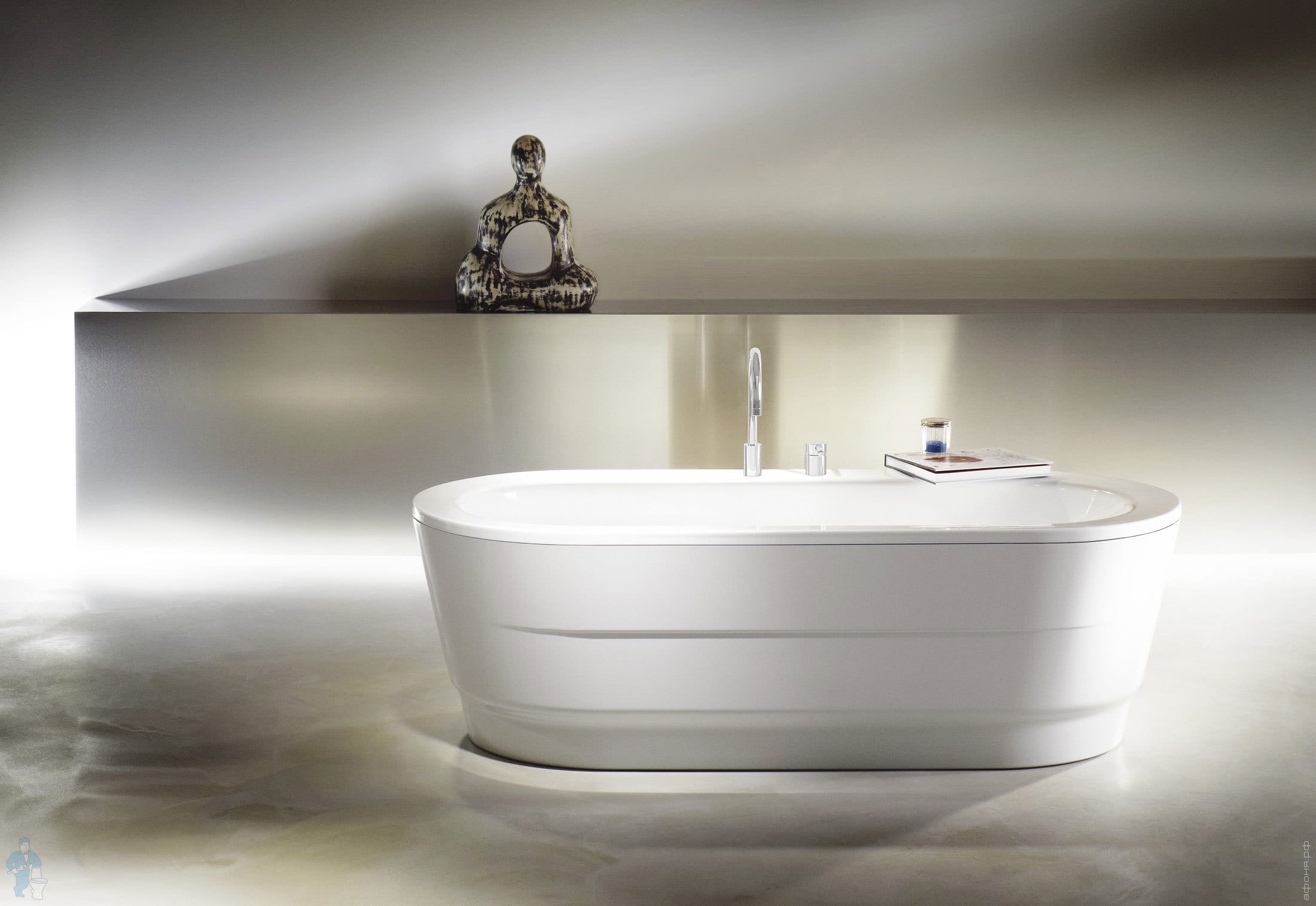 ванна kaldewei. неоновая подсветка в ванной. чугунная ванна советская 165. реставрация ванн. ванна с гидромассажем roca.