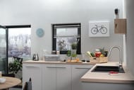 Смеситель Hansgrohe Focus M42 для кухни 220 мм вытяжной поворотный излив сталь 71800800