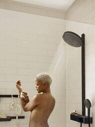 Душевая система Hansgrohe Pulsify 24240670 Showerpipe 260 2jet с термостатом, матовый черный — изображение 3