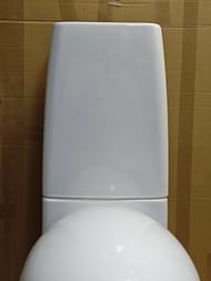 Уценка! Унитаз компакт Laufen ILBAGNOALESSI ONE (720х370х950) универс. выпуск, сиденье SoftClose - уценка. — изображение 4