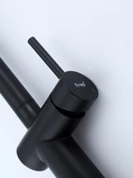 Смеситель для кухни с выдвижной лейкой , FRAP черный, F60807-6