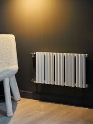 Радиатор стальной Empatiko Takt S1 однотруб 536х952х32 24 сек боков.подкл, 1482 Вт, Mild White