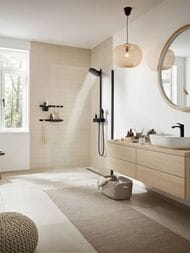 Душевая система Hansgrohe Pulsify 24240670 Showerpipe 260 2jet с термостатом, матовый черный — изображение 2