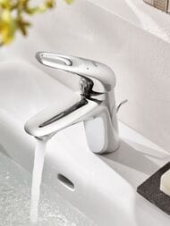 Смеситель Grohe EuroStyle 33558003 для умывальника, S-Size, с донным клапаном, хром