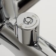 Смеситель для ванны WasserKRAFT Main 4101 однозахватный, короткий излив, душ. гарнитур, цвет: хром