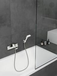 Смеситель для ванны/душа Hansgrohe Vernis Shape 71450000 настенный, однозахватный, кор. излив, хром — изображение 7